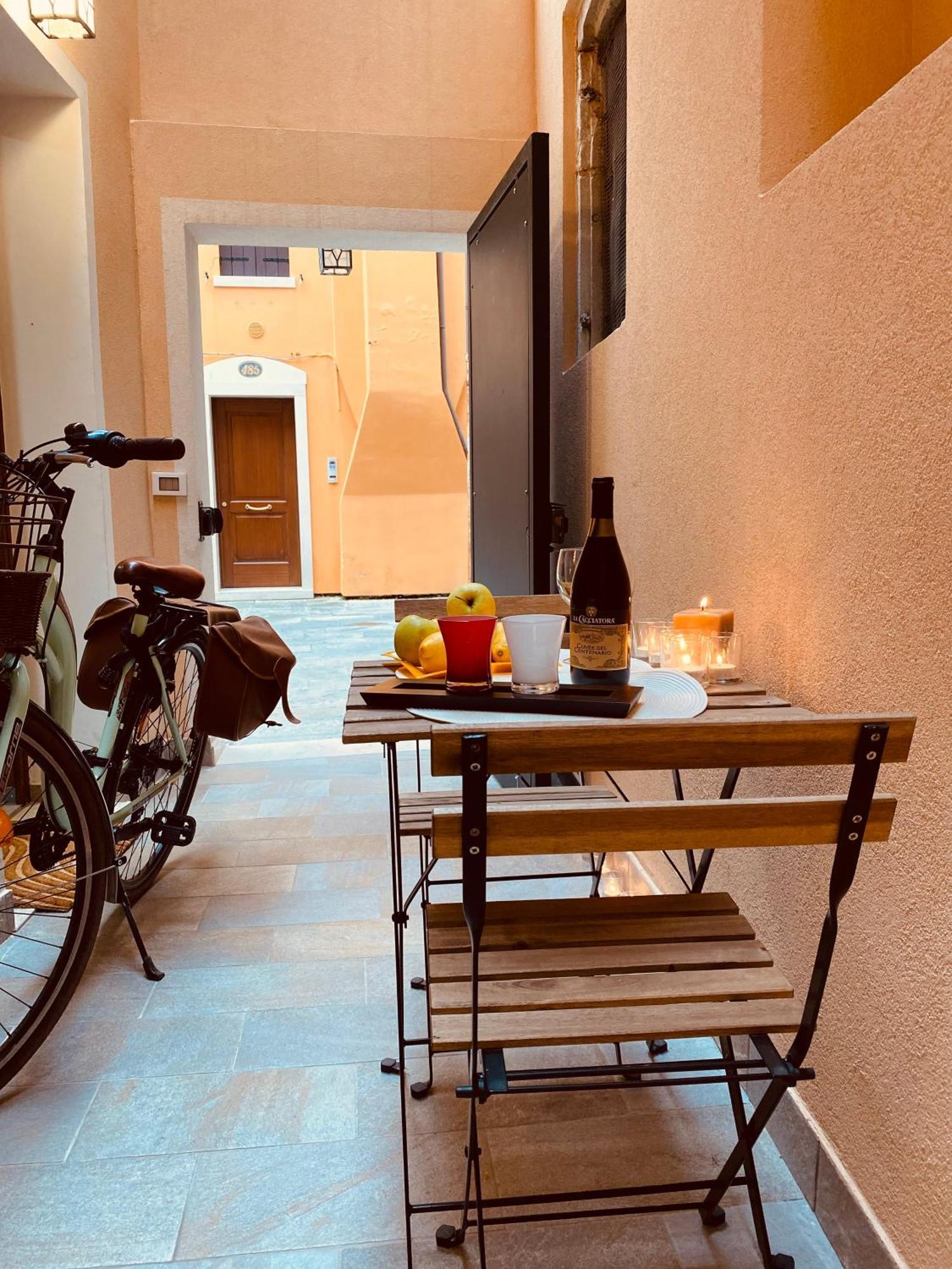 Casabella Chioggia Casa Indipendente Con Corte Eksteriør bilde