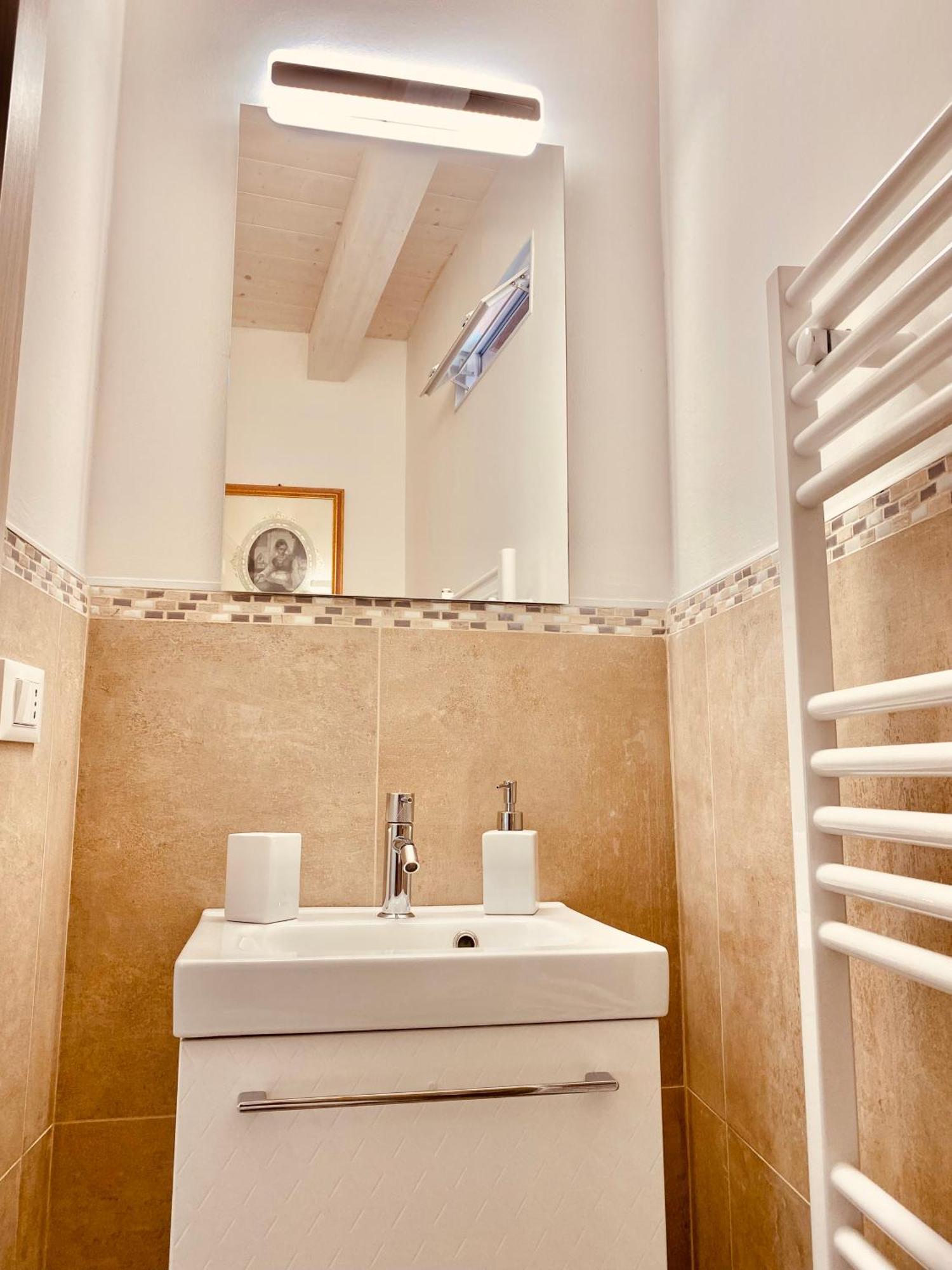 Casabella Chioggia Casa Indipendente Con Corte Eksteriør bilde