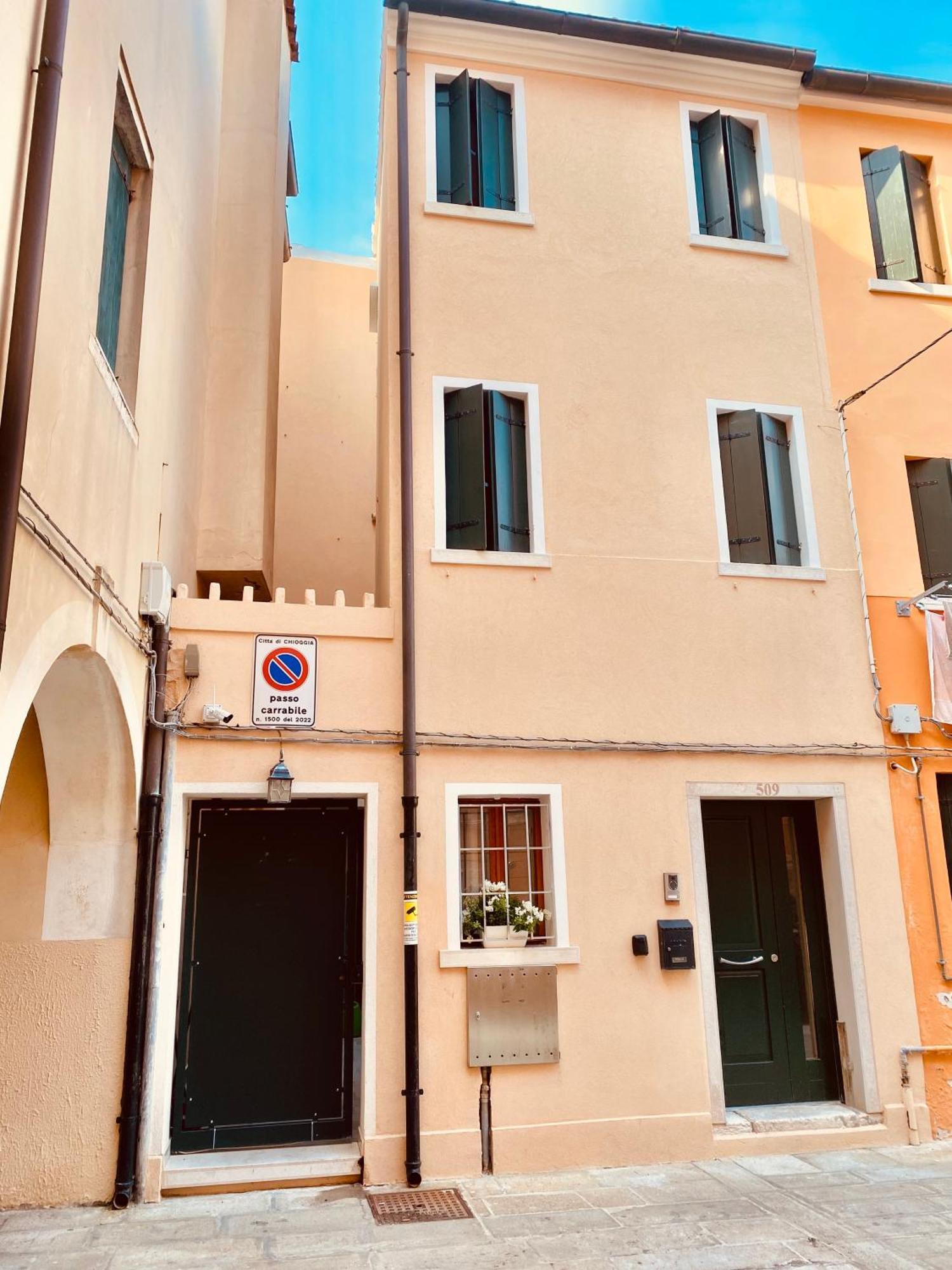 Casabella Chioggia Casa Indipendente Con Corte Eksteriør bilde